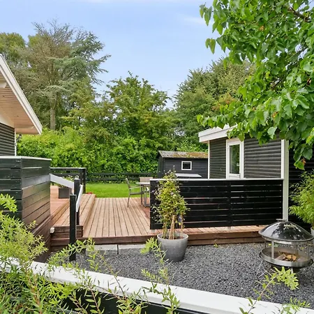 Franke - 2-1km To The Inlet By Interhome