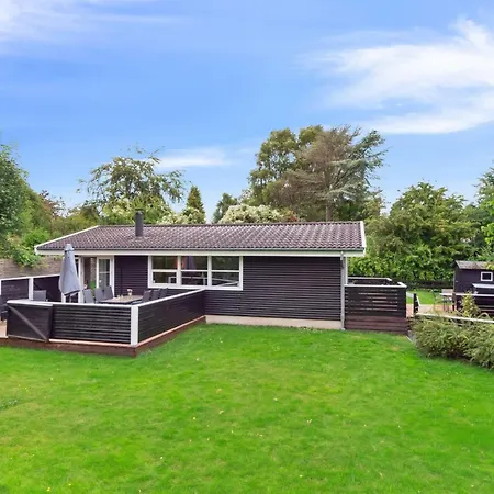 Сasa de vacaciones Franke - 2-1km To The Fjord By Interhome Melby